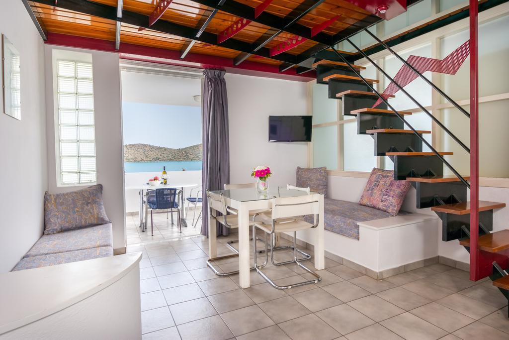 Markakis Apartments Elounda Extérieur photo